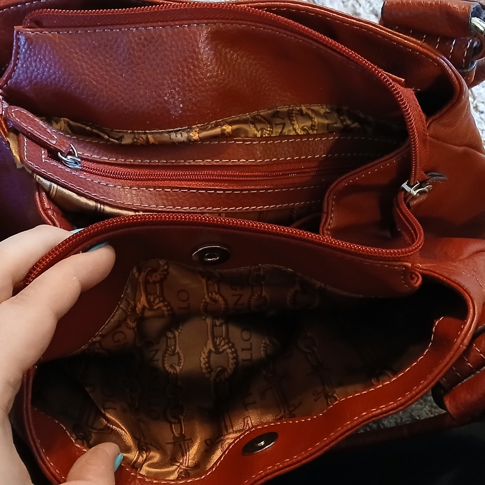 Tignanello Brick Red Pebbled Leather Shoulder Bag NWOT Multi Pocket Satchel - Picture 6 of 9